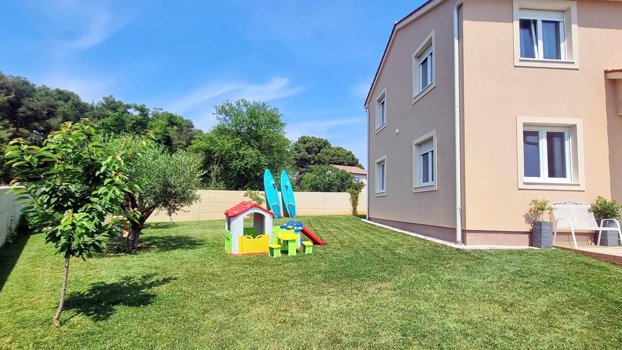 Villa Mira Pula Exterior photo